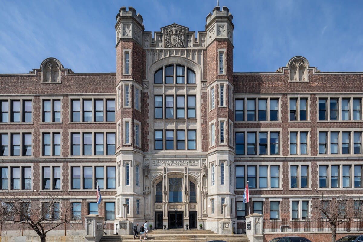 Exterior (Front)