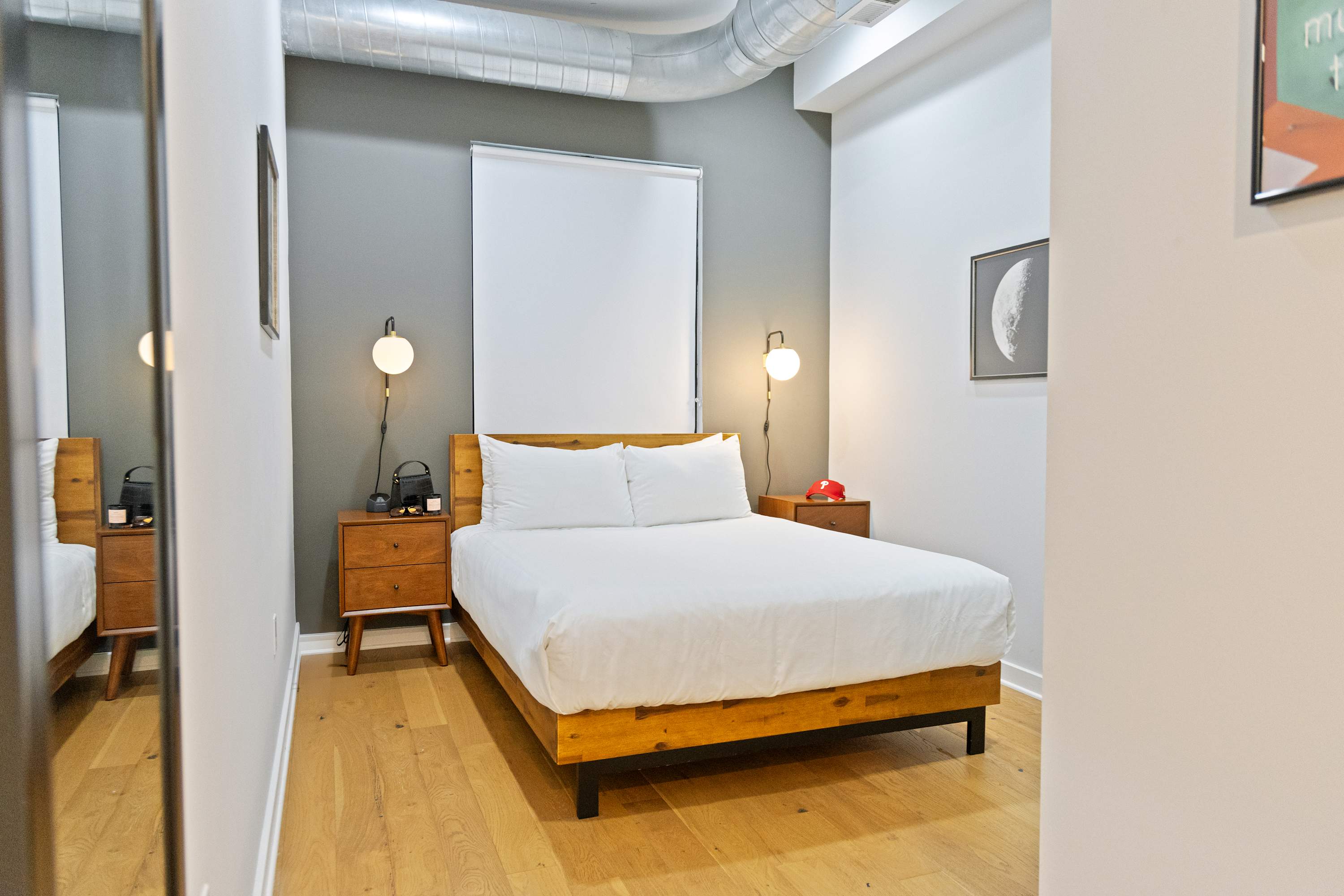 1 Bedroom Apt w Shared Roofdeck, photo 3