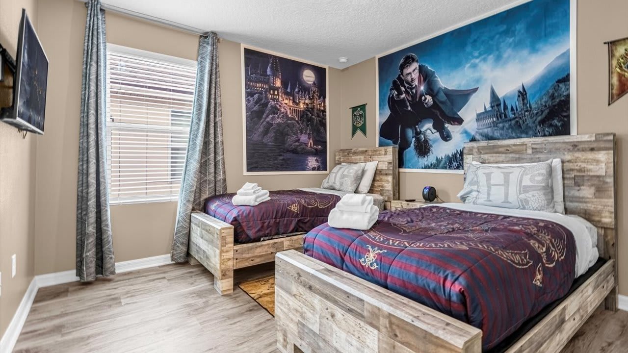 7BR Family Fun Estate | Arcade Room & Private Room, photo 27 of 53