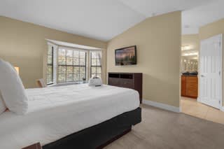 4 BD Townhome Close to Disney!, photo 25 of 26