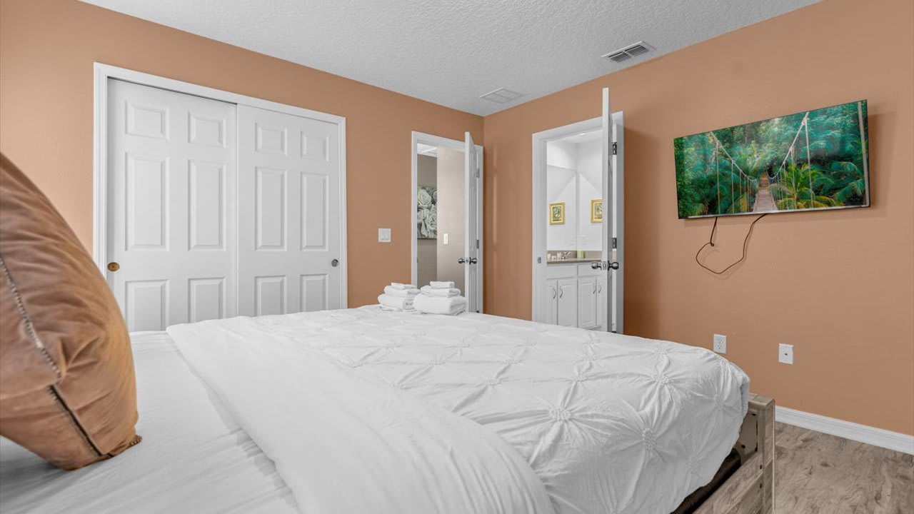 7BR Family Fun Estate | Arcade Room & Private Room, photo 37 of 53