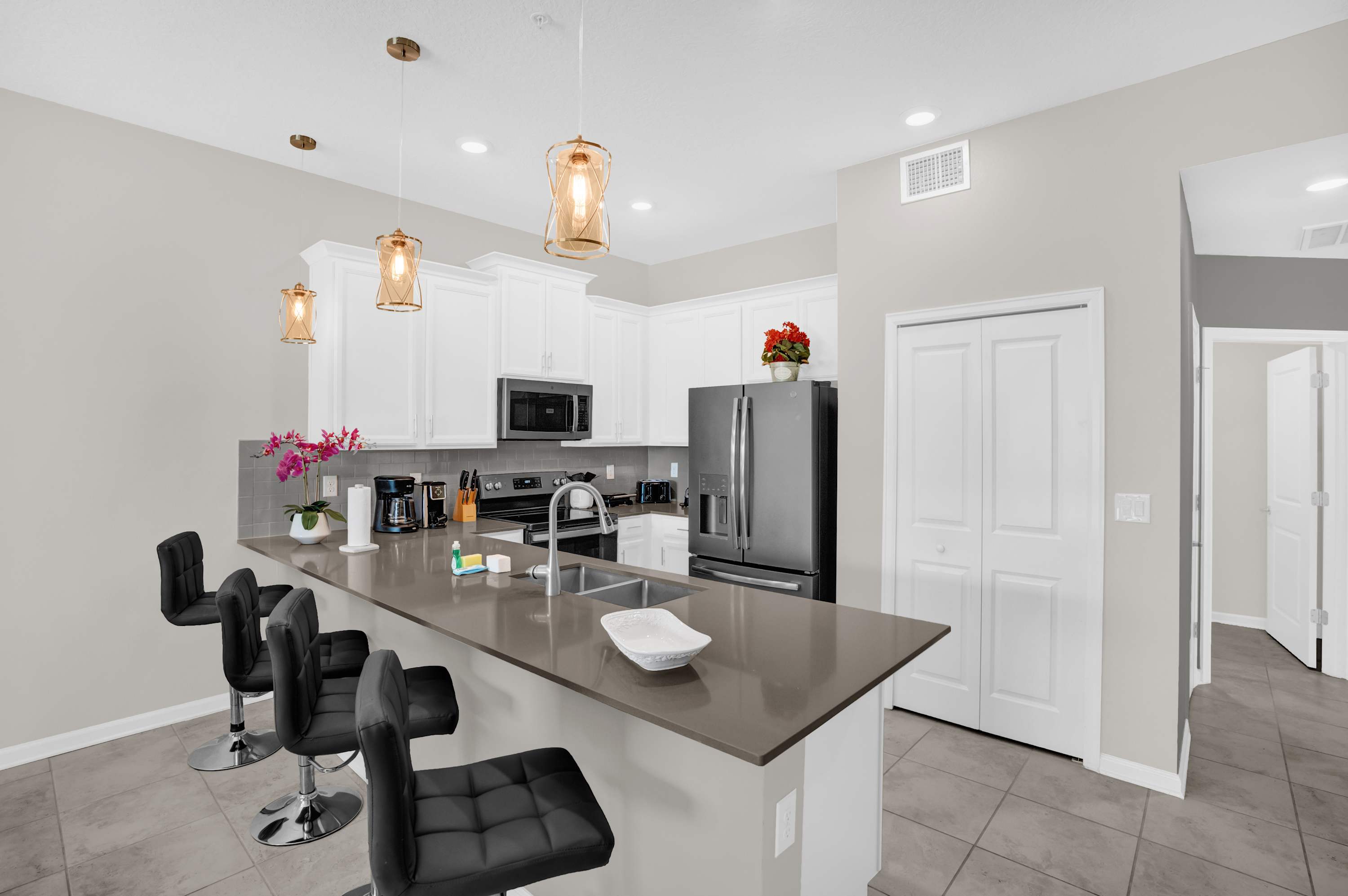 Florida Getaway - Spacious home in private Resort!, photo 24 of 27