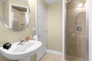 4 BR Townhome Close to Disney!, photo 16 of 30