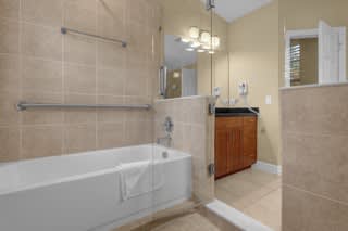 4 BD Townhome Close to Disney!, photo 24 of 26