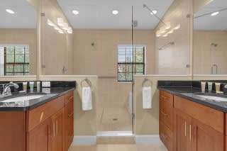 4 BD Townhome Close to Disney!, photo 23 of 26
