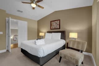 4 BD Townhome Close to Disney!, photo 26 of 26