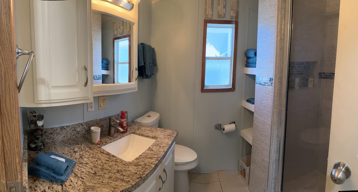Full bathroom