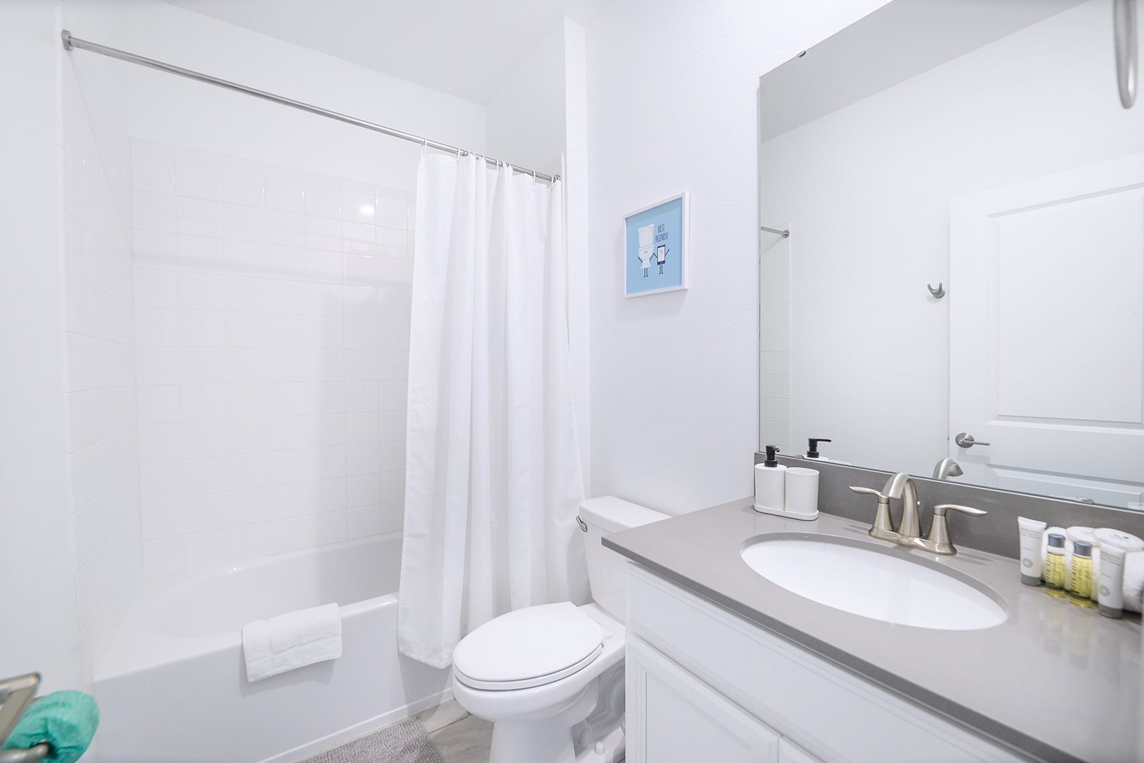 Full Bathroom 3