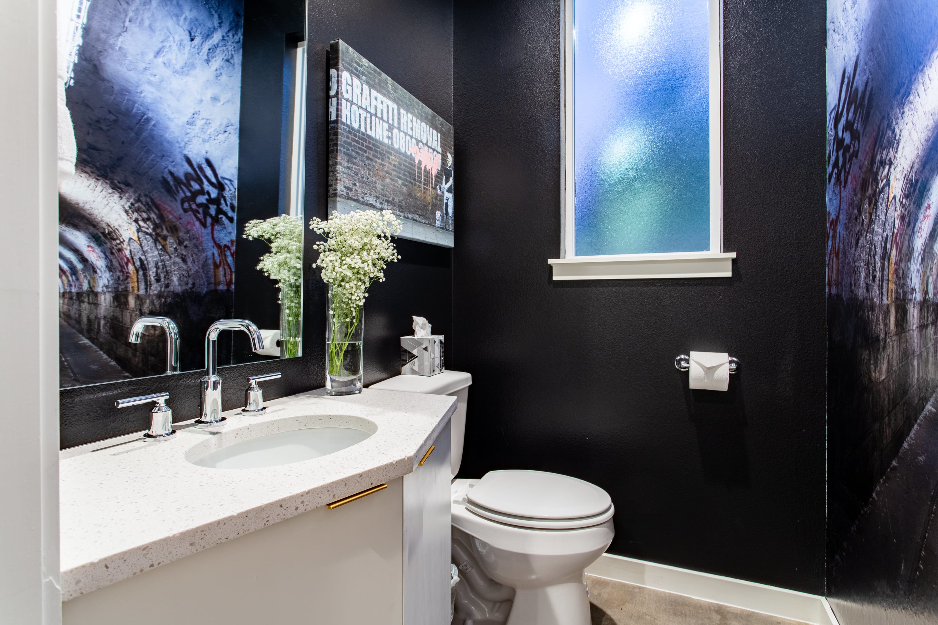 Full Bathroom 3