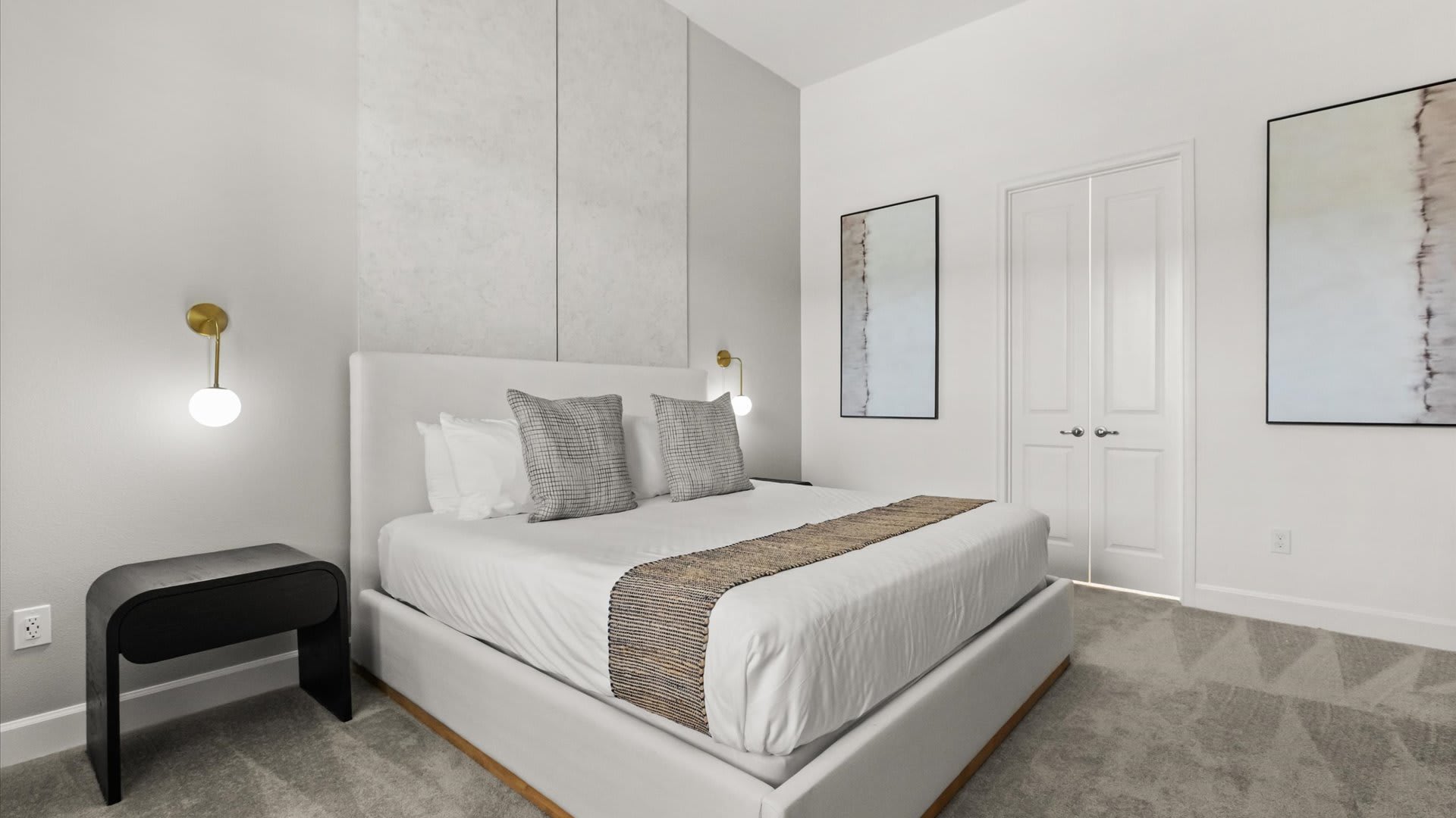 Bedroom 2- Gardenia Suite