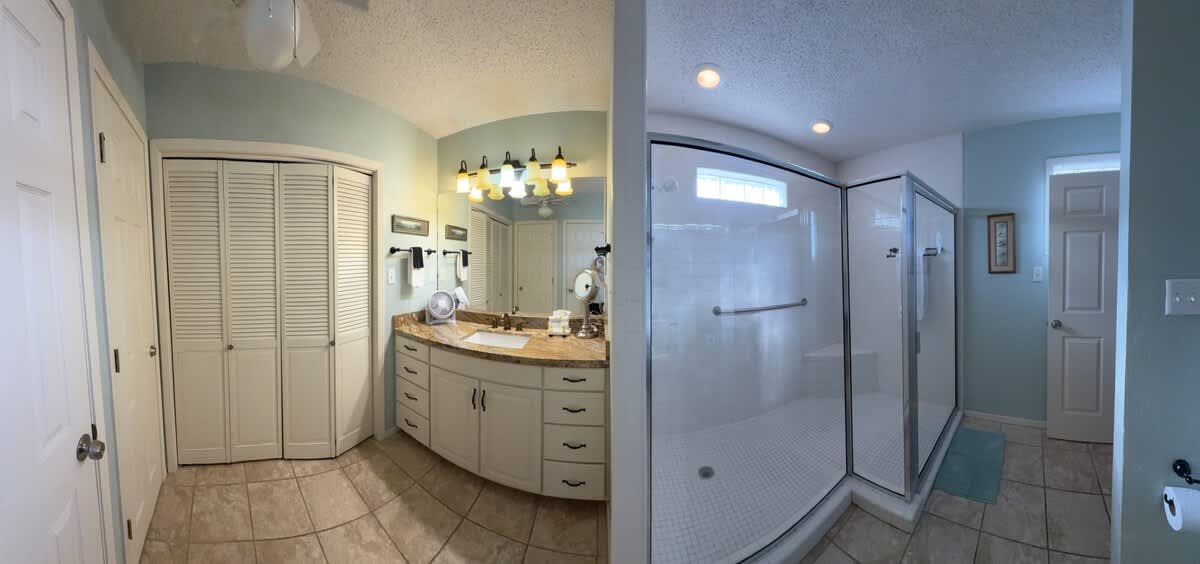 Full bathroom