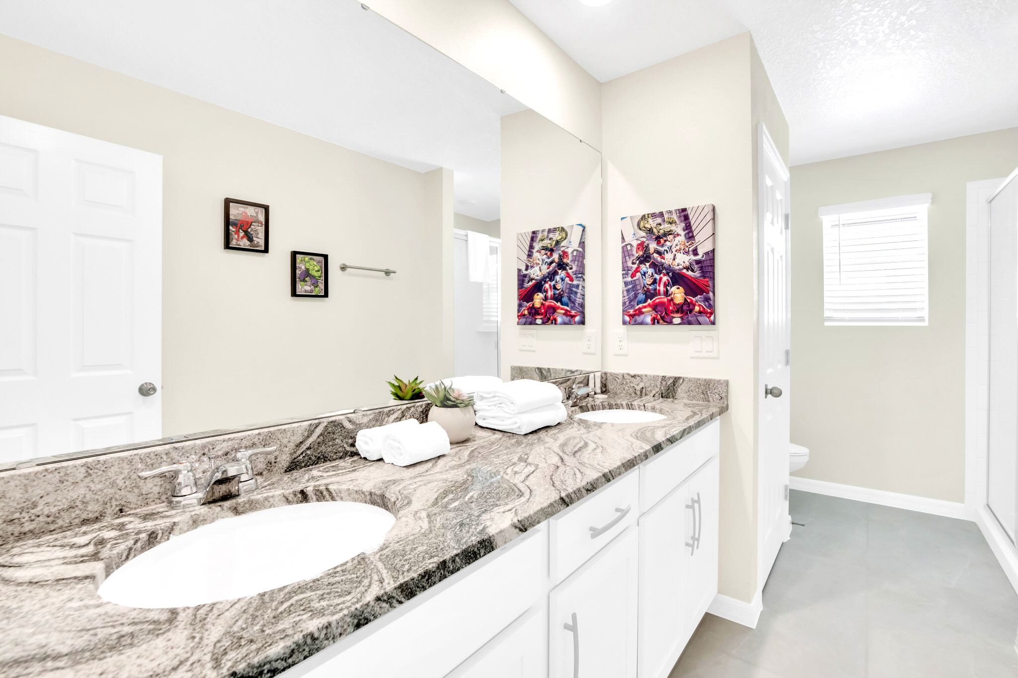 Full Bathroom 3