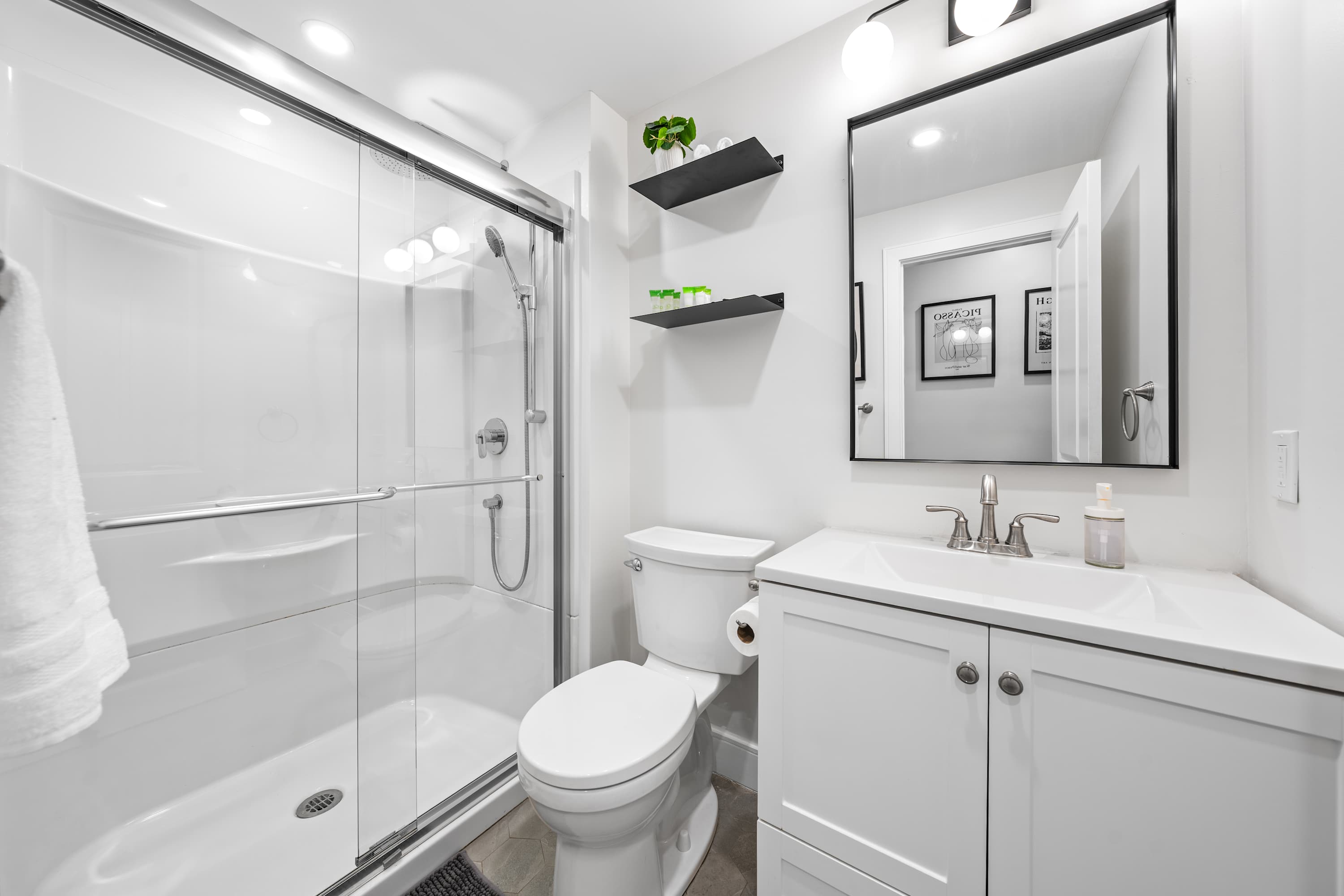 Full bathroom