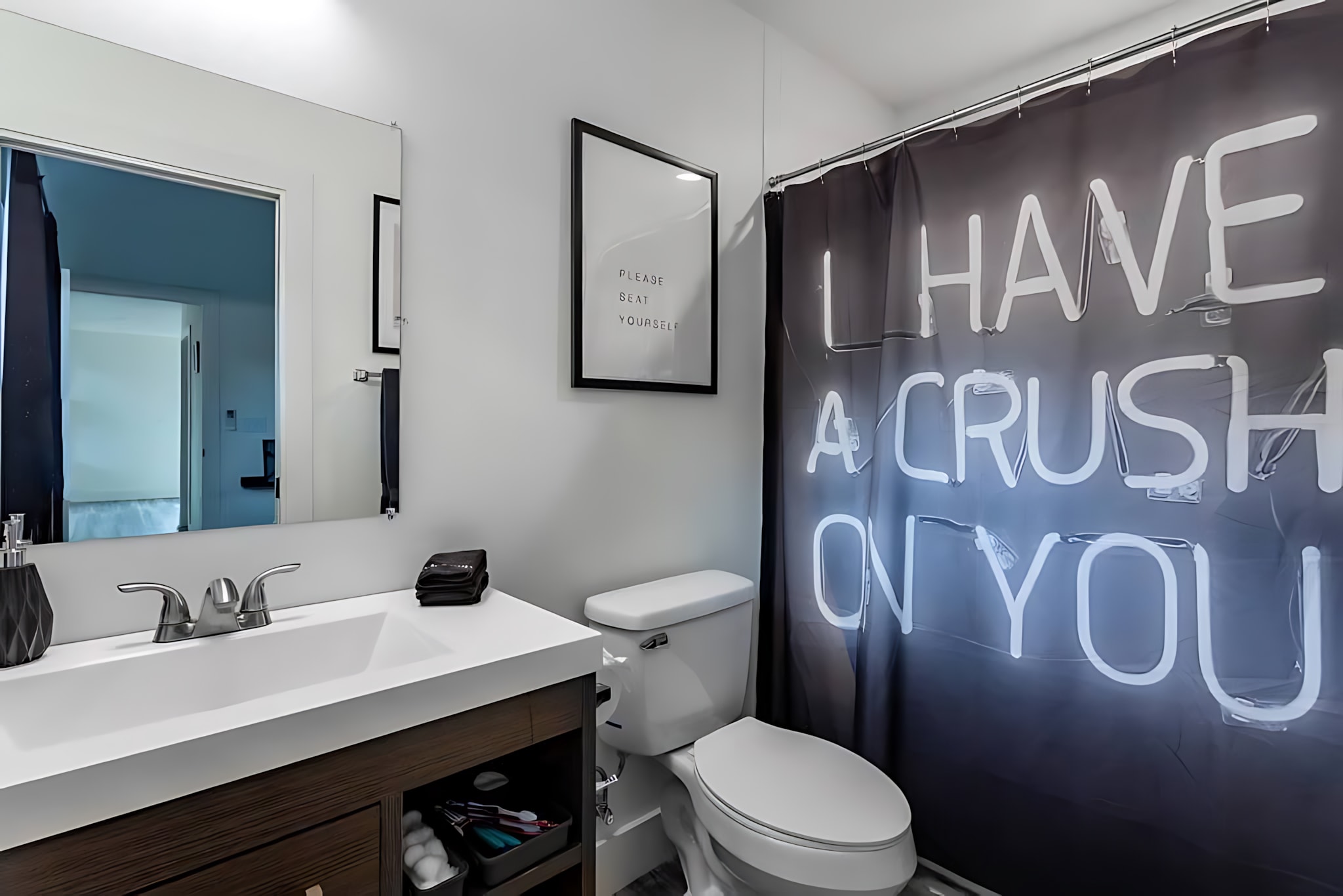 Full Bathroom 2