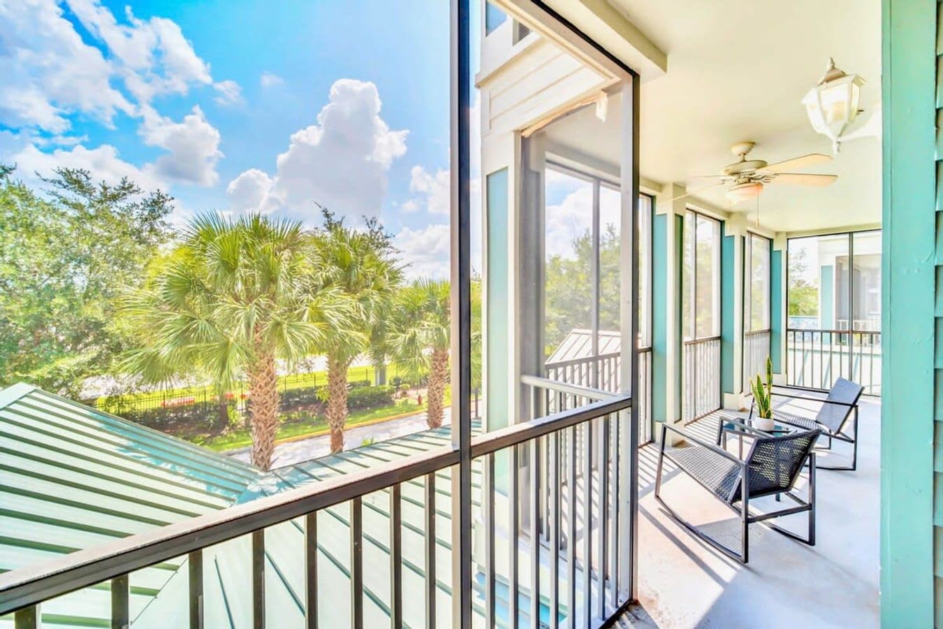 Large Furnished Patio