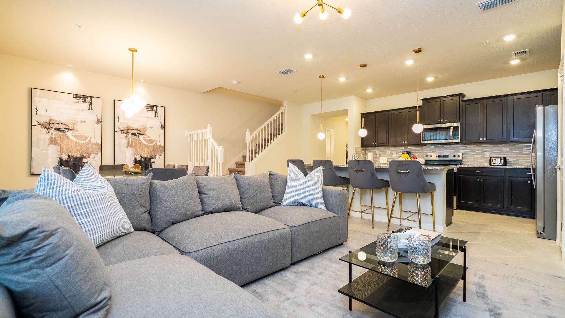 Upstay Family Fun 5BR Retreat w Pool & Games Room