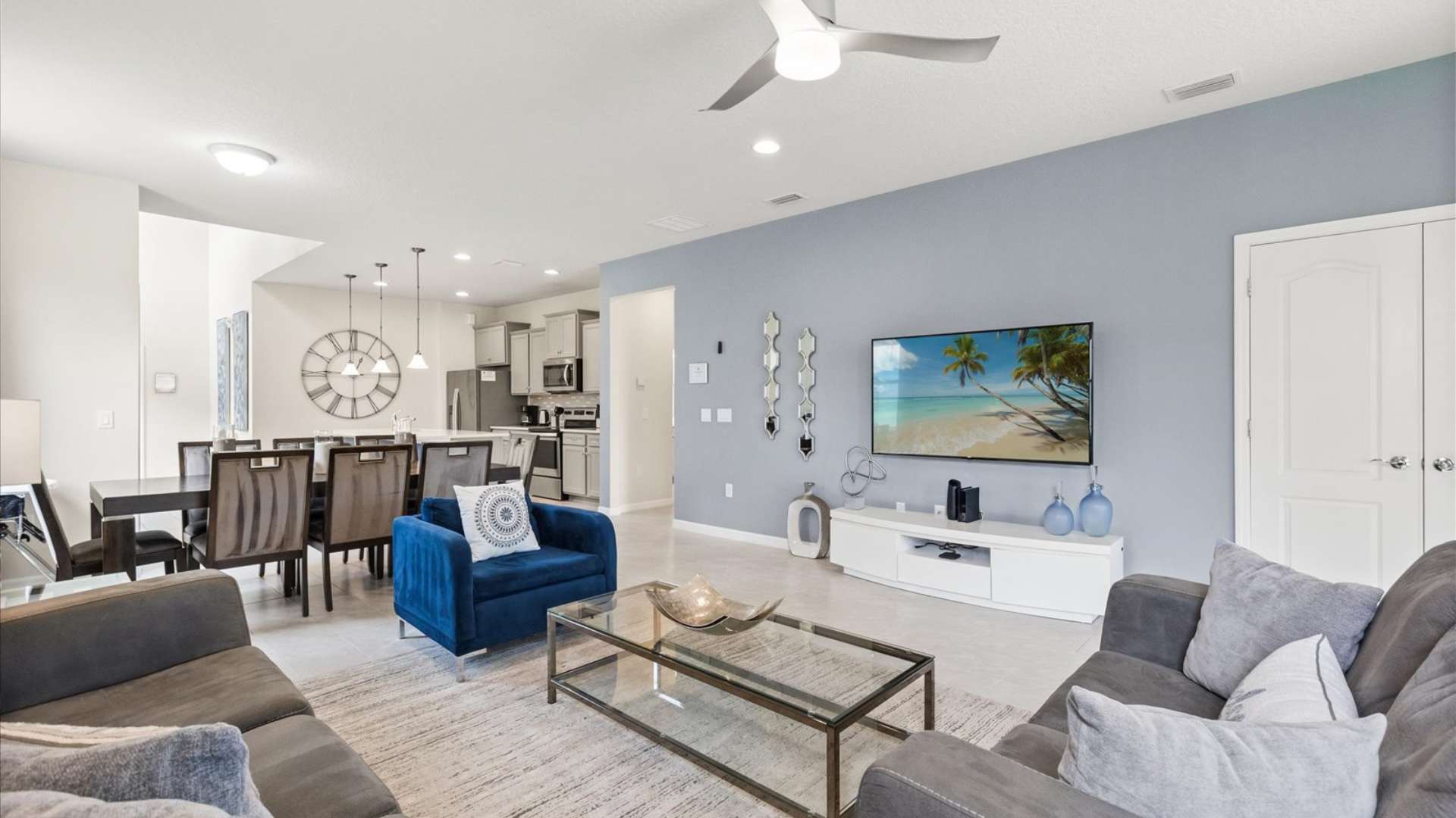 Upstay- Family Villa for 12 w Pool, Games & BBQ