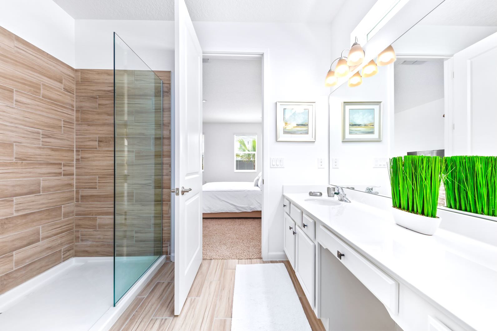Full Bathroom 1