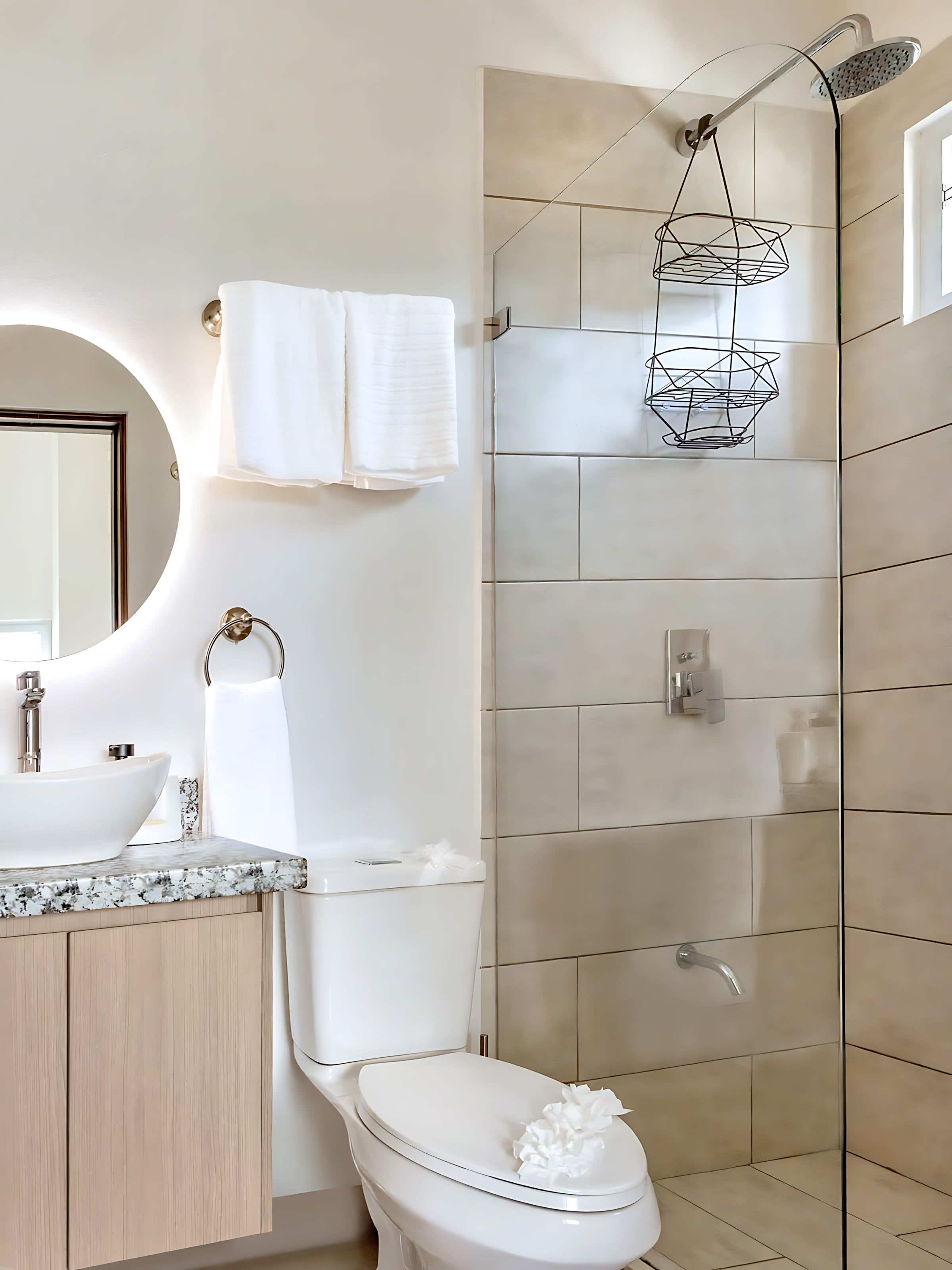 Full Bathroom 2