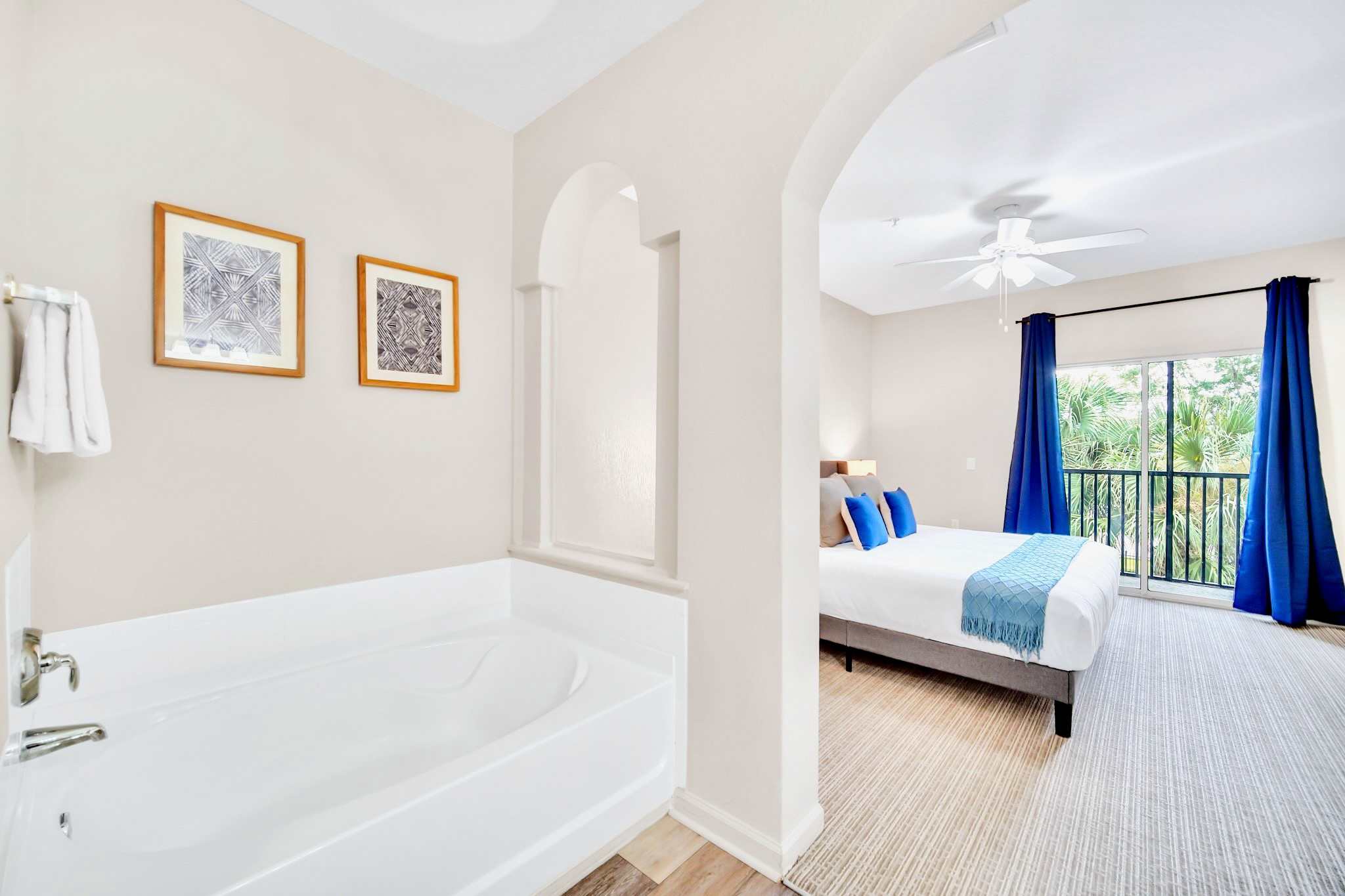 Full Bathroom 1