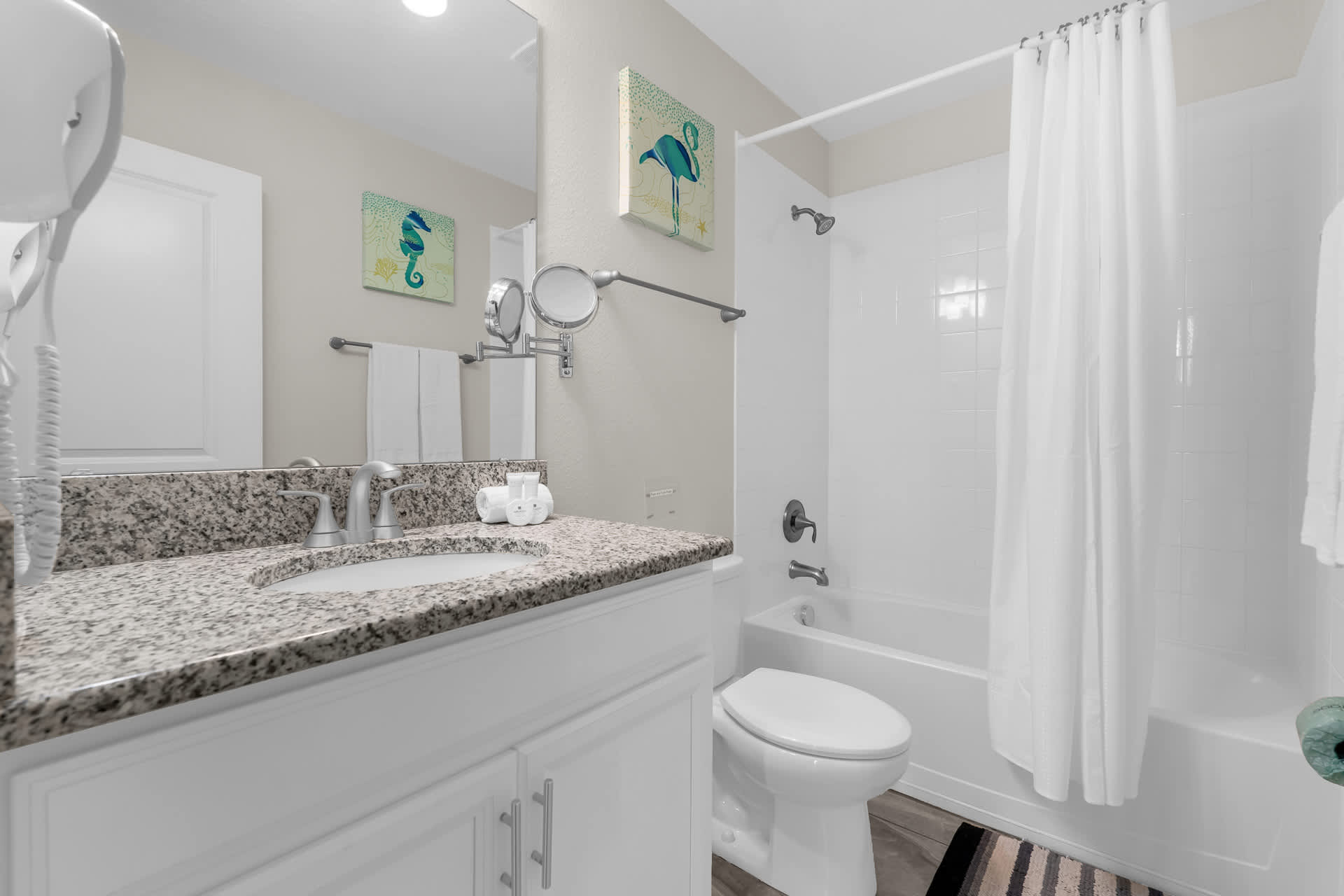 Full bathroom 4
