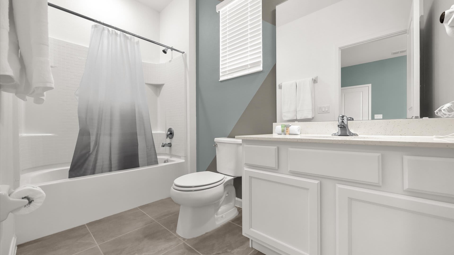 Half Bathroom 2